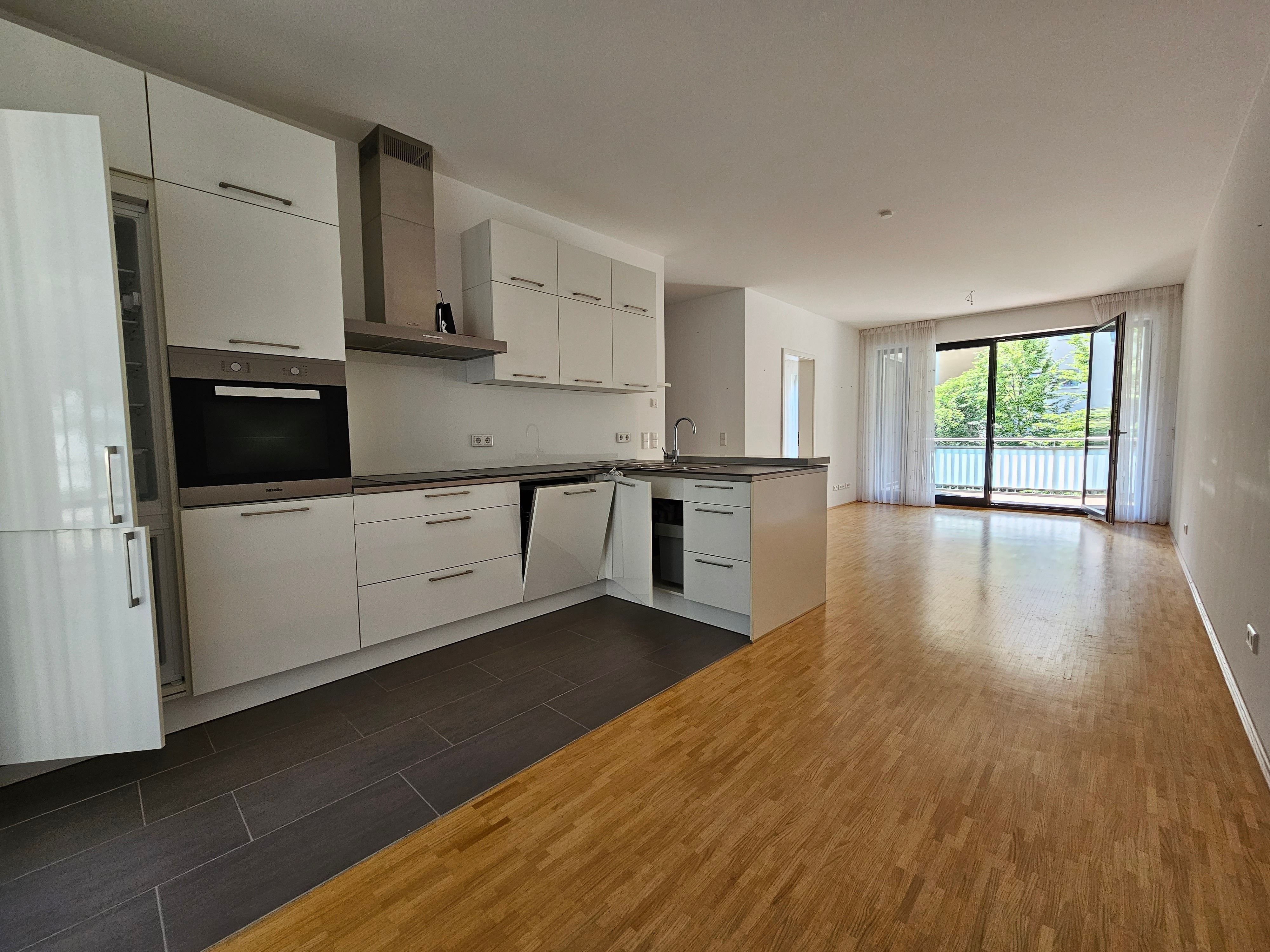 Wohnung zum Kauf 449.000 € 2 Zimmer 69 m²<br/>Wohnfläche 1.<br/>Geschoss ab sofort<br/>Verfügbarkeit Tempelhof Berlin 12103