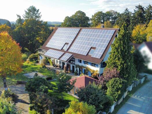 Einfamilienhaus zum Kauf 795.000 € 10 Zimmer 318 m² 2.364 m² Grundstück Unterschwarzach Bad Wurzach 88410