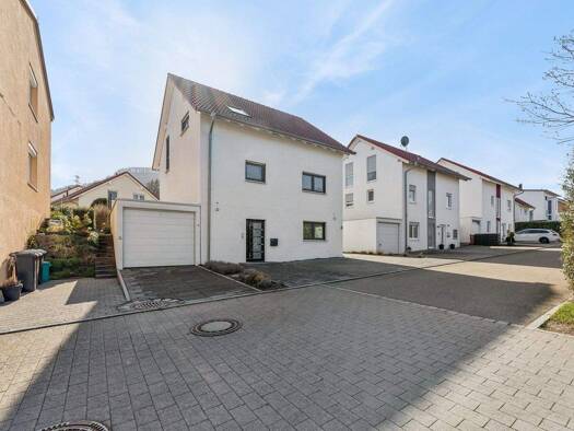 Einfamilienhaus zum Kauf 679.000 € 5 Zimmer 122 m² 335 m² Grundstück Pfullingen 72793