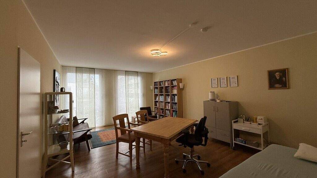 Bürogebäude zur Miete 1.300 € 4 Zimmer 104 m² Bürofläche Siegburg 53721