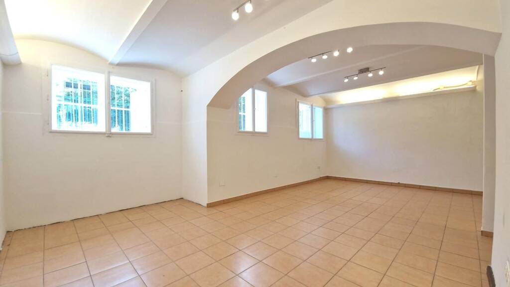 Praxis zum Kauf 139.000 € 1 Zimmer 45 m² Bürofläche Scheibenbergstraße 53 Wien 1180