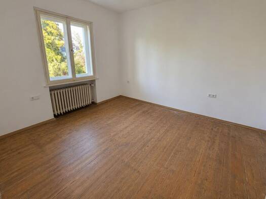 WG-Zimmer zur Miete 430 € 13 m² Geschoss 1/3 frei ab 11.10.2026 Innenstadt Erlangen 91054