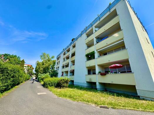 Wohnung zum Kauf provisionsfrei 129.000 € 1 Zimmer 32 m² Geschoss 2/3 frei ab sofort Altenfurt Nürnberg 90475