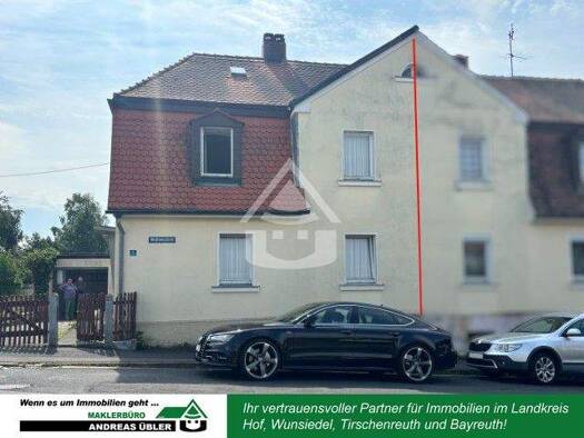 Doppelhaushälfte zum Kauf 59.000 € 5 Zimmer 94 m² 304 m² Grundstück Hohenberg Hohenberg an der Eger 95691