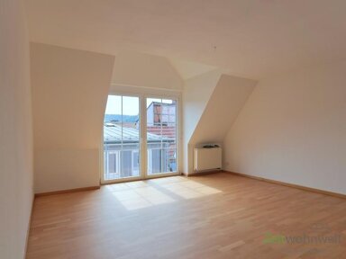 Wohnung zur Miete 395 € 3 Zimmer 67,6 m² 3. Geschoss frei ab 01.02.2025 Meiningen Meiningen 98617