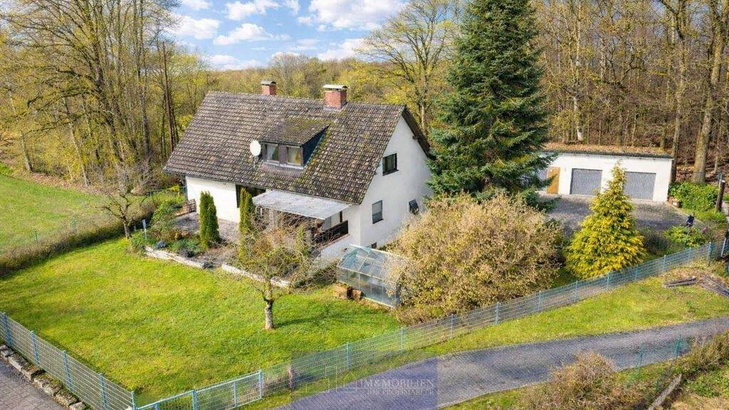 Mehrfamilienhaus zum Kauf 567.000 € 6 Zimmer 203 m² 1.434,5 m² Grundstück frei ab sofort Kleinneuses Höchstadt a.d.Aisch 91315