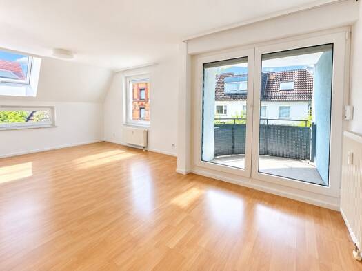 Wohnung zum Kauf 400.000 € 3 Zimmer 67,5 m² Geschoss 4/5 frei ab sofort Süd Stuttgart 70178