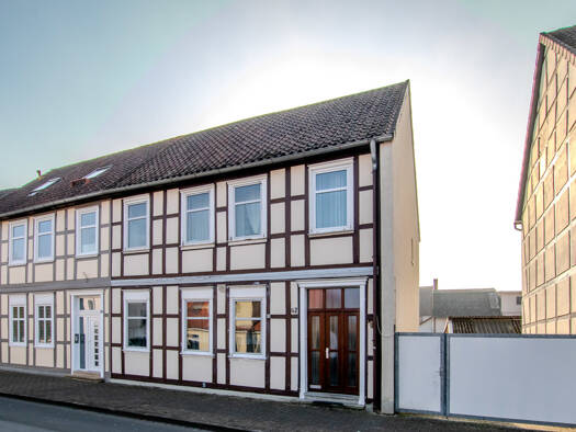 Stadthaus zum Kauf 98.000 € 7 Zimmer 125 m² 371 m² Grundstück Lüchow 29439