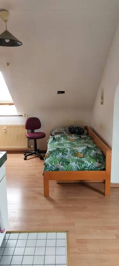 Wohnung zur Miete 285 € 1 Zimmer 16 m² 4. Geschoss frei ab 01.08.2025 Rheinau - Süd Mannheim 68219