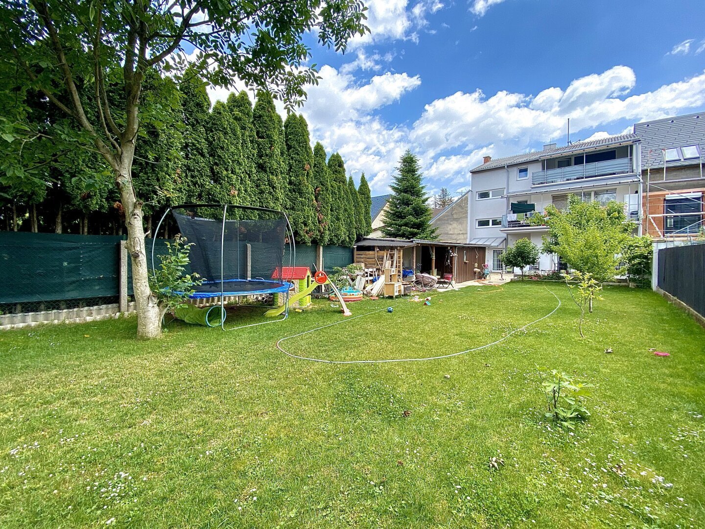 Mehrfamilienhaus zum Kauf 869.000 € 10 Zimmer 214 m²<br/>Wohnfläche 575 m²<br/>Grundstück Stockerau 2000