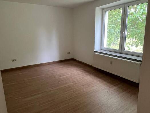 Wohnung zur Miete 415 € 3 Zimmer 68 m² 1. Geschoss frei ab sofort Berthelsdorf Weißenborn/Erzgebirge 09600
