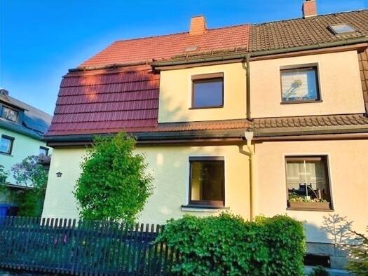 Doppelhaushälfte zum Kauf 115.000 € 4 Zimmer 94 m² 570 m² Grundstück frei ab sofort Reichenbach Reichenbach 08468