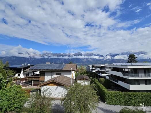 Haus zum Kauf 1.150.000 € 1.075 m² Grundstück Aldrans 6071