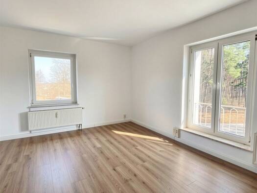 Wohnung zur Miete 389 € 3 Zimmer 79,3 m² 1. Geschoss Hauptstraße 7 b Groß Schacksdorf Groß Schacksdorf-Simmersdorf 03149