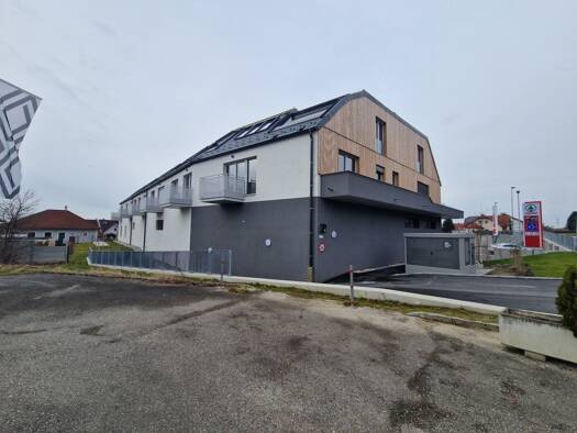 Wohnung zur Miete 902 € 2 Zimmer 66,9 m² 2. Geschoss Kirchberg am Wagram 3470