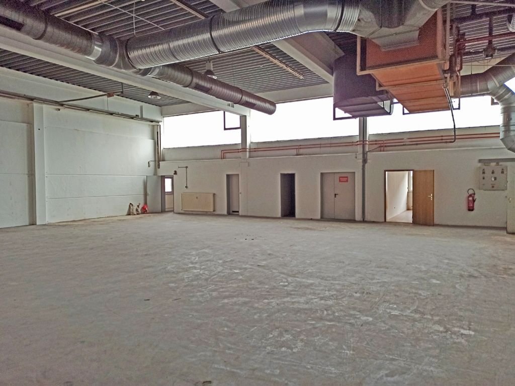 Lagerhalle zur Miete 8,50 € 4.176 m²<br/>Lagerfläche ab 1.200 m²<br/>Teilbarkeit Geiselbullach Olching 82140