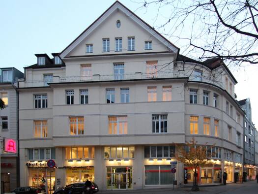 Bürofläche zur Miete provisionsfrei 8,50 € 1.220 m² Bürofläche teilbar von 400 m² bis 1.220 m² Opernstraße 15 Mitte Kassel 34117