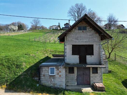 Einfamilienhaus zum Kauf 28.000 € 2 Zimmer 3.227 m² Sokolovac 48306