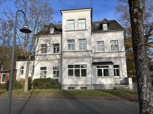 Wohnung zur Miete 1.400 € 4 Zimmer 166 m² frei ab sofort Kernstadt Nord Peine 31224
