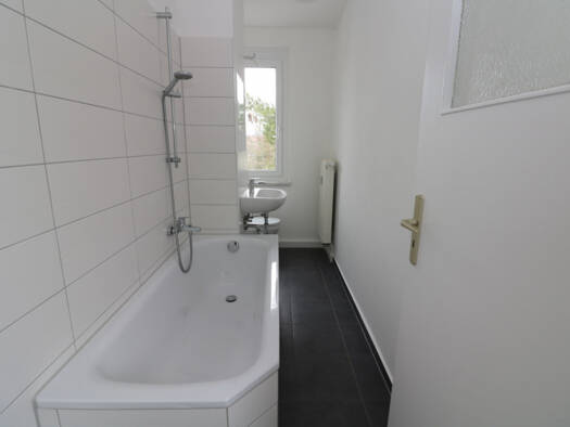 Wohnung zur Miete 309 € 2 Zimmer 45,6 m² 3. Geschoss Franz-Kögler-Ring 14 Freiberg 09599
