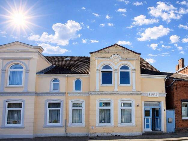 Einfamilienhaus zum Kauf 149.000 € 7 Zimmer 183 m² 280 m² Grundstück frei ab sofort Wesselburen 25764