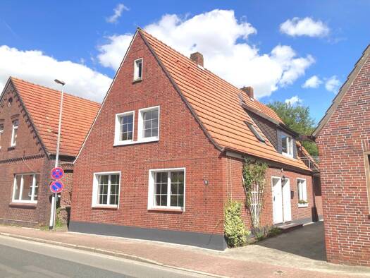 Mehrfamilienhaus zum Kauf 245.000 € 6 Zimmer 171,3 m² 310 m² Grundstück Wittmund Wittmund 26409