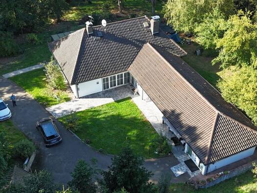 Mehrfamilienhaus zum Kauf 589.000 € 8 Zimmer 180 m² 6.500 m² Grundstück Eudorf Alsfeld 36304