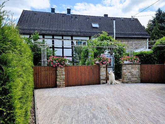 Einfamilienhaus zum Kauf 499.000 € 7 Zimmer 289 m² 760 m² Grundstück Rohr Blankenheim 53945