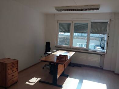 Bürofläche zur Miete provisionsfrei 360 € 26 m² Bürofläche Biegerstraße Mülheim Köln 51063