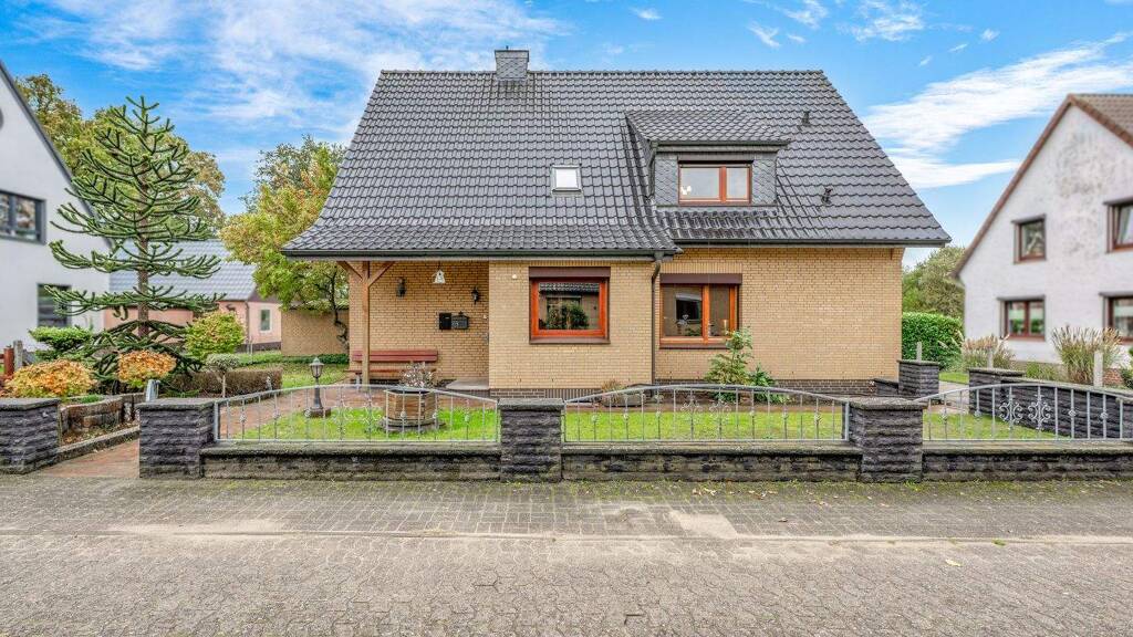 Mehrfamilienhaus zum Kauf 349.000 € 9 Zimmer 246 m² 1.059 m² Grundstück Borstel Achim 28832