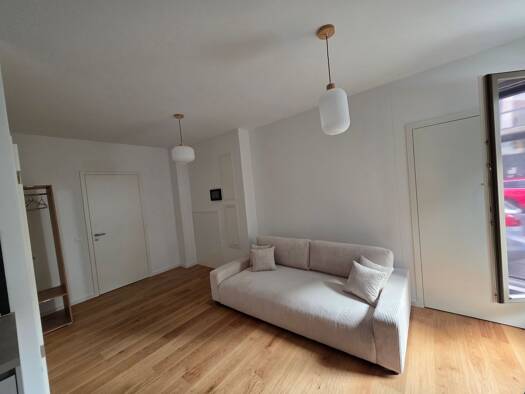 Studio zur Miete 1.215 € 1 Zimmer 32 m² Geschoss EG/4 frei ab sofort Tacitusstr. 2 Bayenthal Köln 50968
