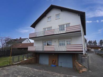 Mehrfamilienhaus zum Kauf 274.000 € 9 Zimmer 227 m² 666 m² Grundstück frei ab 01.01.2026 Weiherhammer Weiherhammer 92729
