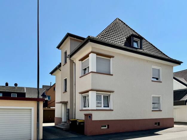 Mehrfamilienhaus zum Kauf 380.000 € 8 Zimmer 210 m² 460 m² Grundstück Homburg 66424