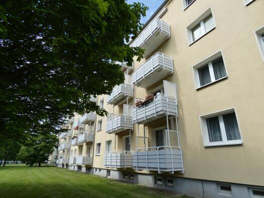 Wohnung zur Miete 384 € 3 Zimmer 58,2 m² 4 Geschosse frei ab 01.02.2026 Johannes-R.-Becher-Straße 49 Bautzen 02625