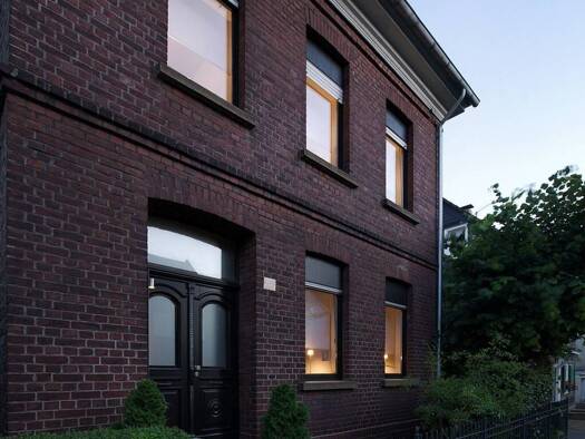 Einfamilienhaus zum Kauf 629.000 € 7 Zimmer 161 m² 570 m² Grundstück Wald Solingen 42719