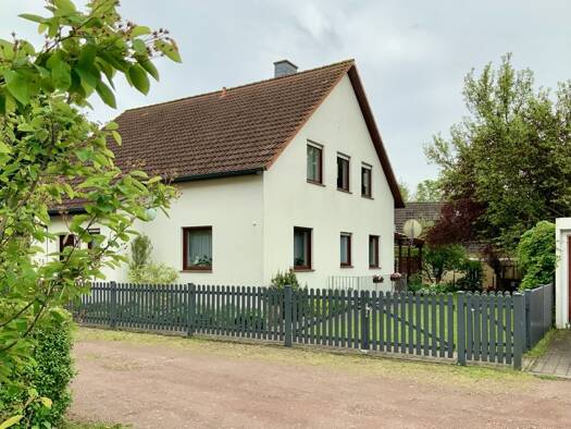 Einfamilienhaus zum Kauf 359.000 € 5 Zimmer 176 m² 727 m² Grundstück Deutleben Wettin-Löbejün 06193