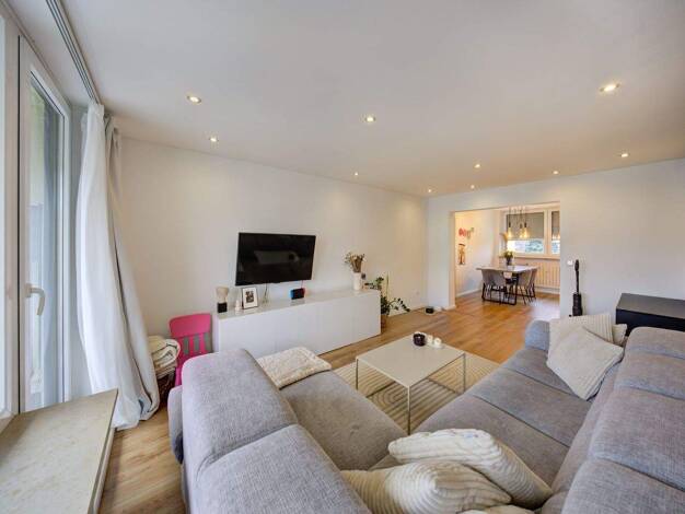 Wohnung zum Kauf 349.000 € 4,5 Zimmer 93,9 m² 2. Geschoss frei ab 01.05.2026 Röthenbach 90552