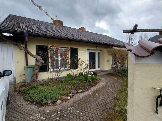 Einfamilienhaus zum Kauf 1.250.000 € 7 Zimmer 196,3 m² 638 m² Grundstück Radolfzell Radolfzell am Bodensee 78315