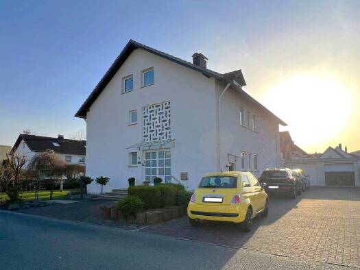 Mehrfamilienhaus zum Kauf 696.000 € 6 Zimmer 211 m² 1.102 m² Grundstück Hövelhof 33161