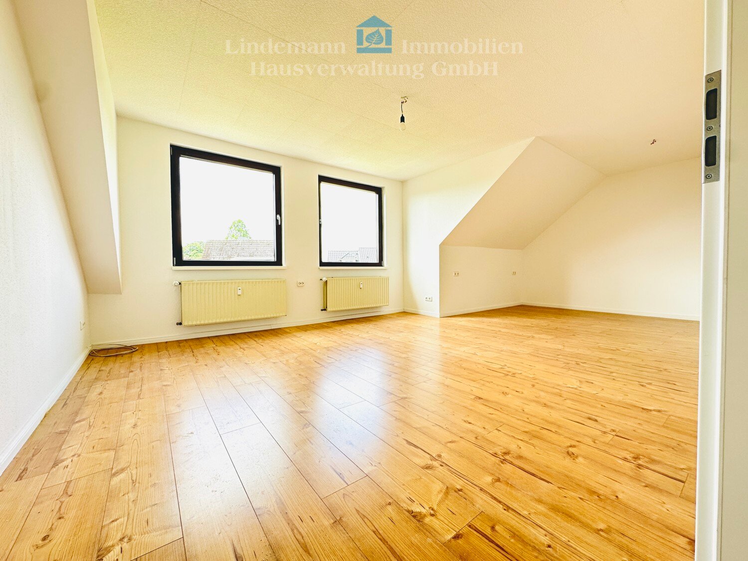 Wohnung zur Miete 650 € 2,5 Zimmer 65 m²<br/>Wohnfläche 2.<br/>Geschoss ab sofort<br/>Verfügbarkeit Mühlenweg 1 Hove Jork / Estebrügge 21635