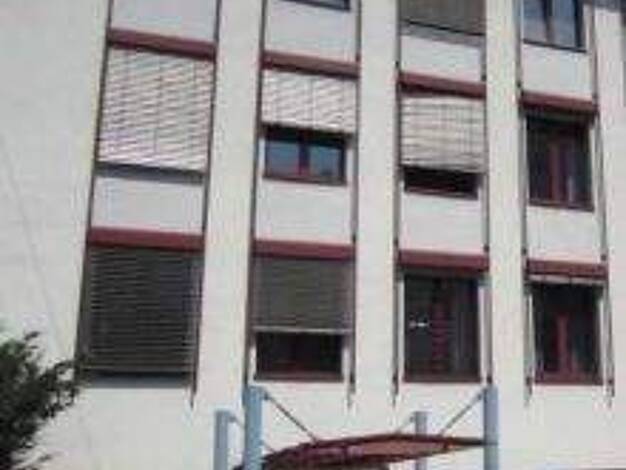 Wohnung zur Miete 638 € 2 Zimmer 46,2 m² 3. Geschoss frei ab 16.04.2026 Werastraße 87-89 Ost Stuttgart 70190