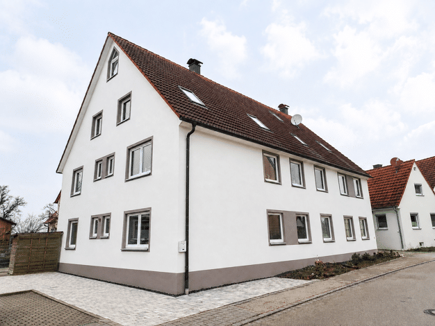 Mehrfamilienhaus zum Kauf als Kapitalanlage geeignet 749.000 € 12 Zimmer 361 m² 395 m² Grundstück Kleinerdlingen Nördlingen 86720