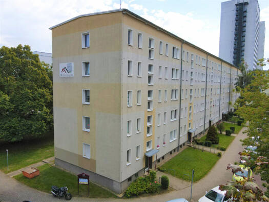 Wohnung zur Miete 371 € 3 Zimmer 57,1 m² 4. Geschoss frei ab 01.08.2026 Peterstraße 1 Altstadt Magdeburg 39104