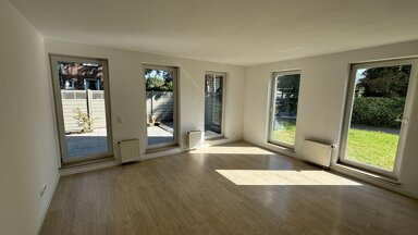 Terrassenwohnung zum Kauf provisionsfrei 350.000 € 2 Zimmer 64 m² EG frei ab sofort Ahrensburger Straße 129b Tonndorf Hamburg 22045