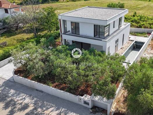 Haus zum Kauf 740.000 € 4 Zimmer 167 m² Valkarin