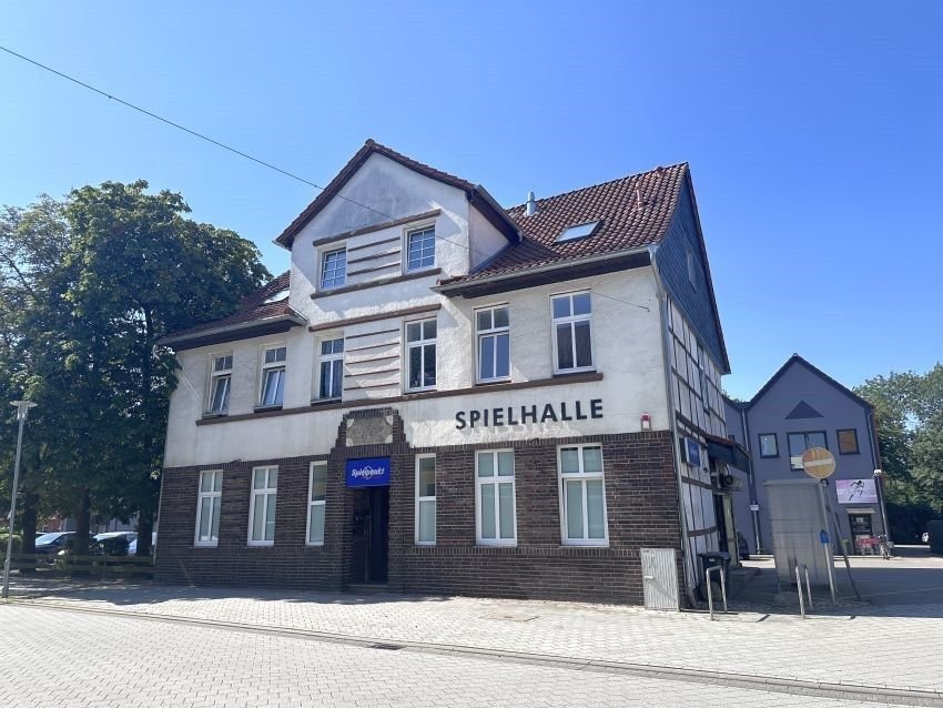 Mehrfamilienhaus zum Kauf 599.000 € 10 Zimmer 189 m²<br/>Wohnfläche 414 m²<br/>Grundstück Burgdorf - Mitte Burgdorf 31303