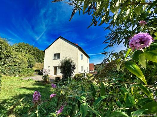 Einfamilienhaus zum Kauf 425.000 € 8 Zimmer 240 m² 1.215 m² Grundstück Thumhausen Nittendorf 93152