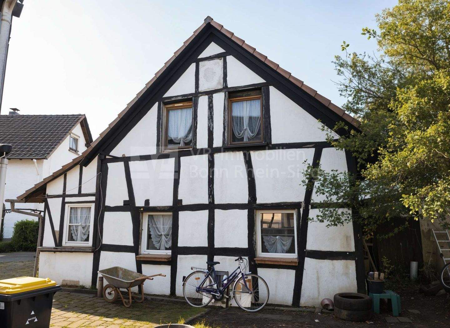 Immobilie in Lohmar - Charmantes Fachwerkhaus aus dem 19. Jahrhundert - Bild 1