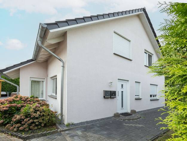 Einfamilienhaus zum Kauf 449.000 € 7 Zimmer 185,2 m² 655 m² Grundstück Lübbecke 32312