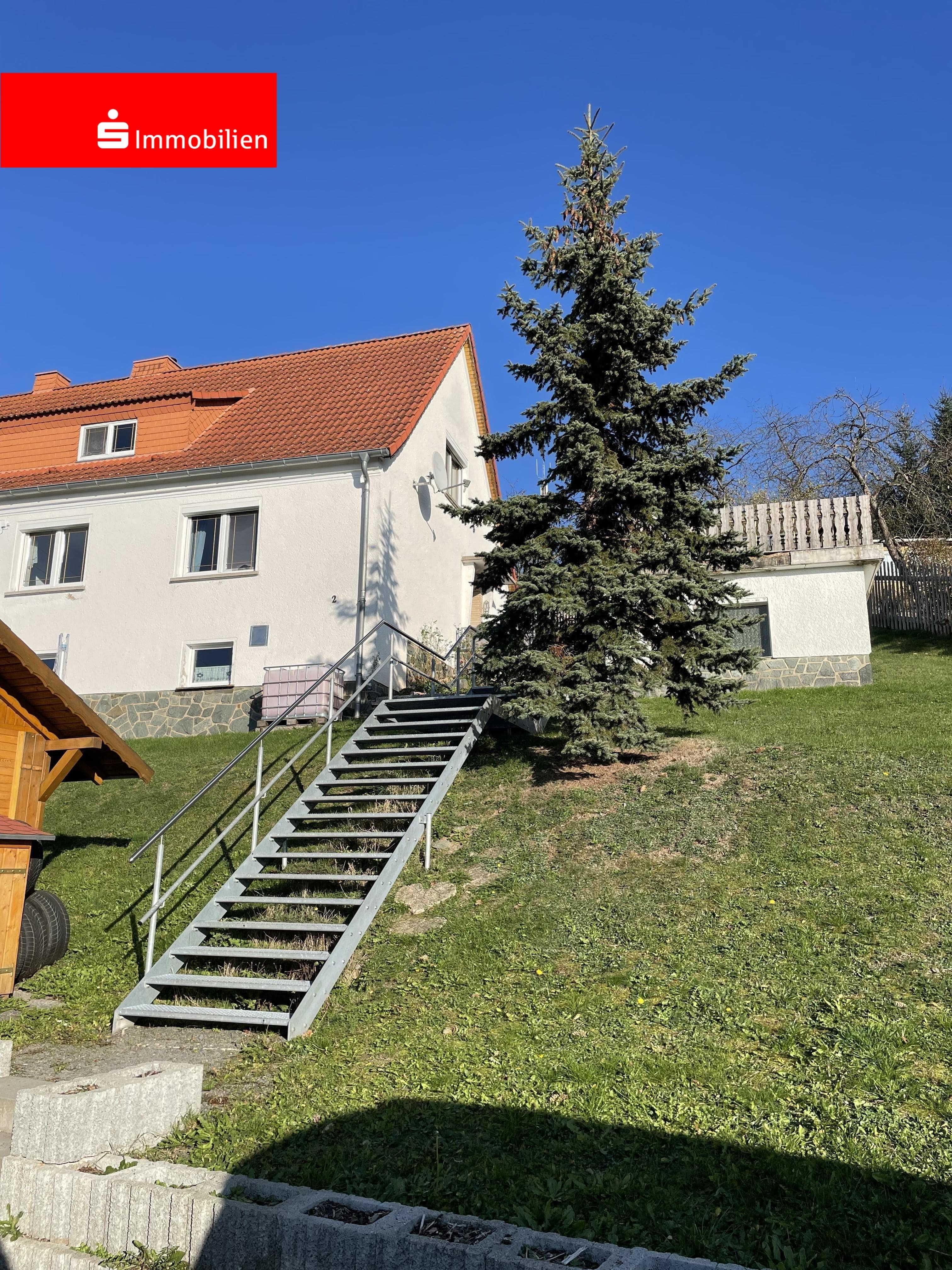 Doppelhaushälfte zum Kauf 85.000 € 5 Zimmer 100 m²<br/>Wohnfläche 630 m²<br/>Grundstück ab sofort<br/>Verfügbarkeit Berga Berga 07980